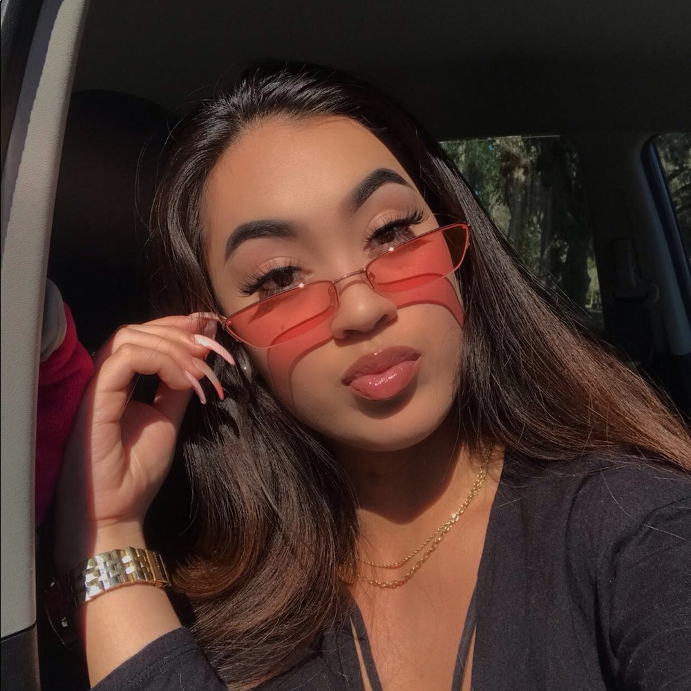 Meet your Posher, Jasmine